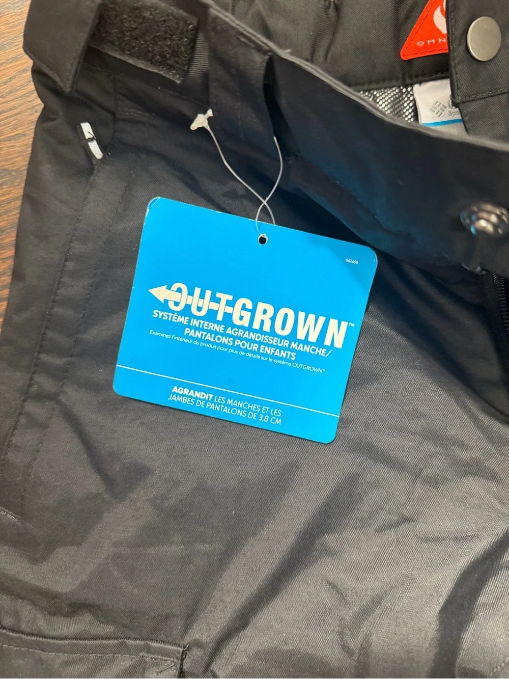 Columbia youth outgrown adjustable Black Snow/Ski Pants. Size medium